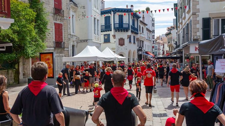 Les places et rues de la ville de Saint Jean de Luz vont s'enflammer cinq jours durant